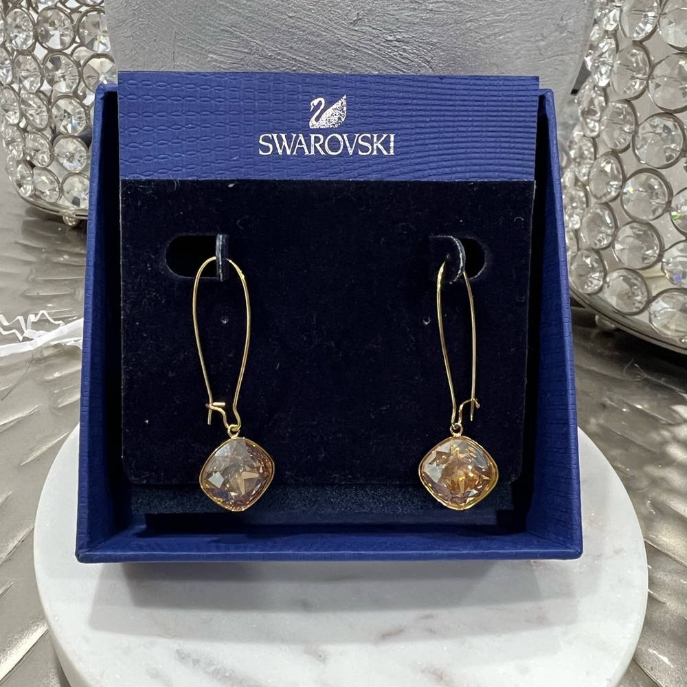 New Swarovski Golden Drop Earrings